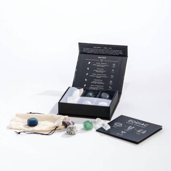 NEW GEOCENTRAL zodiac crystal collection set in water - Picture 3 of 3